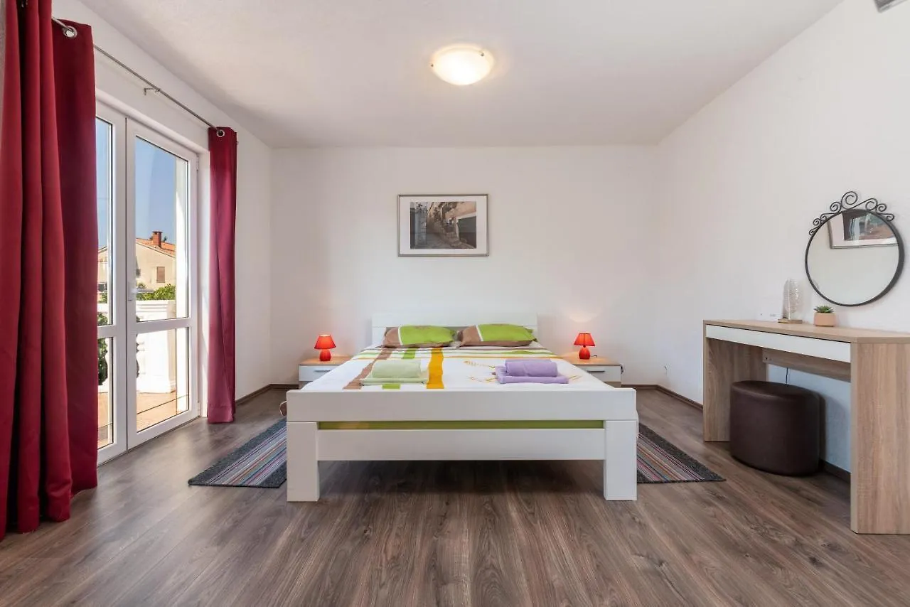 Apartments Oliva Пореч 0*,  Хорватия
