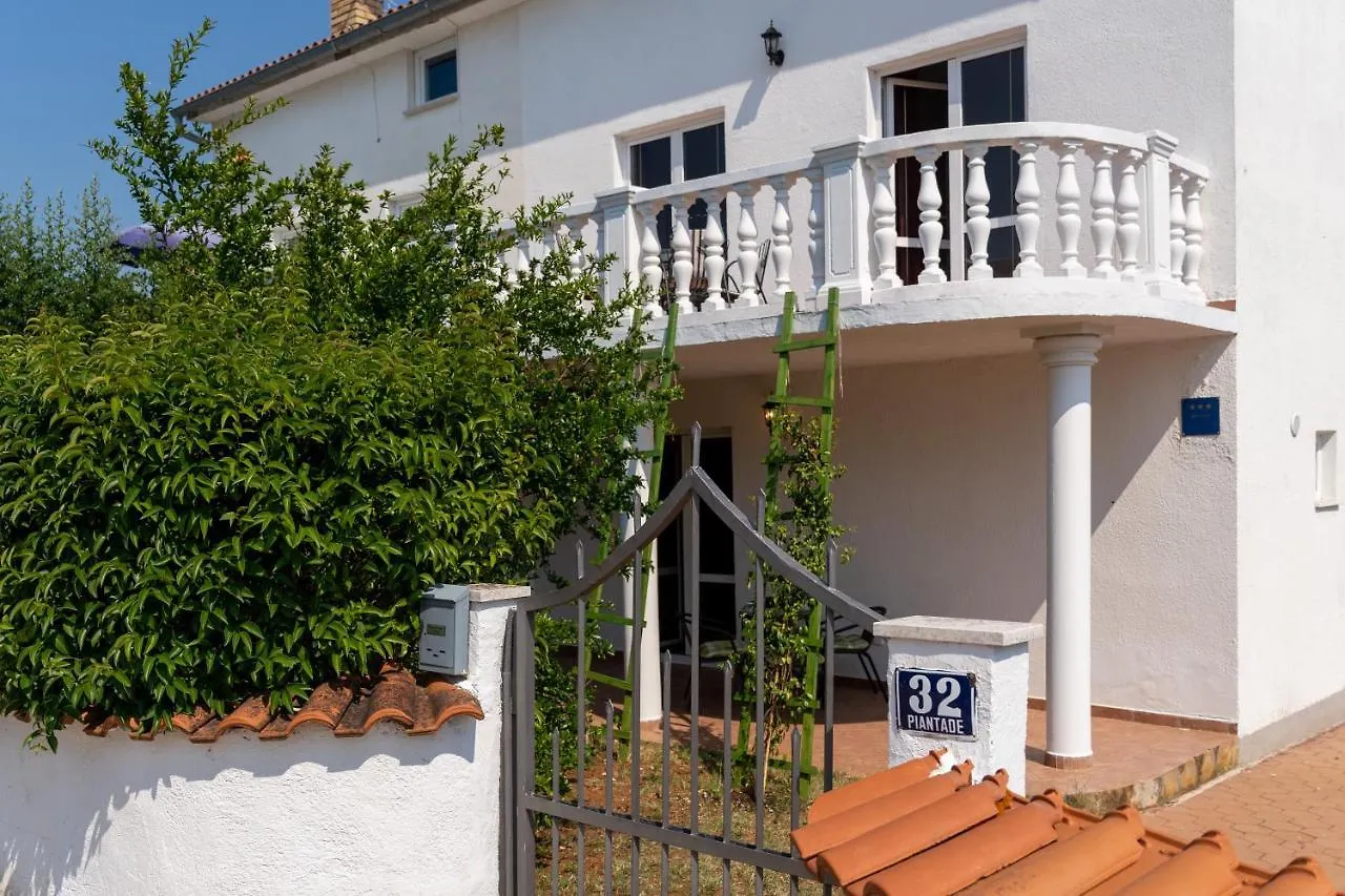Apartments Oliva Пореч